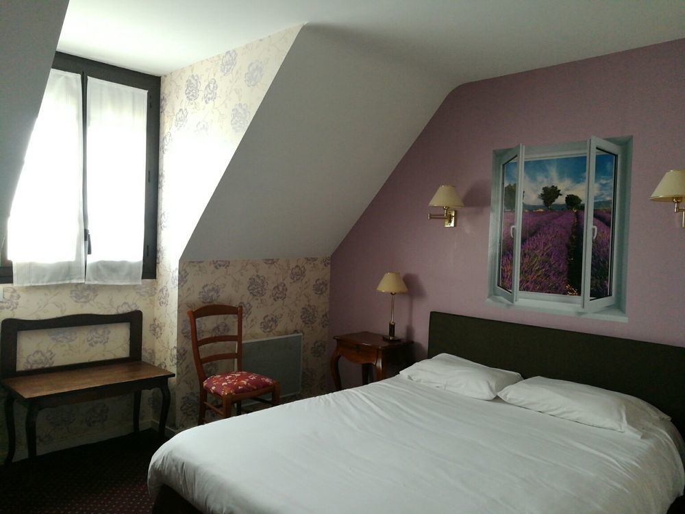 Contact Hotel Du Relais Thouars Bagian luar foto