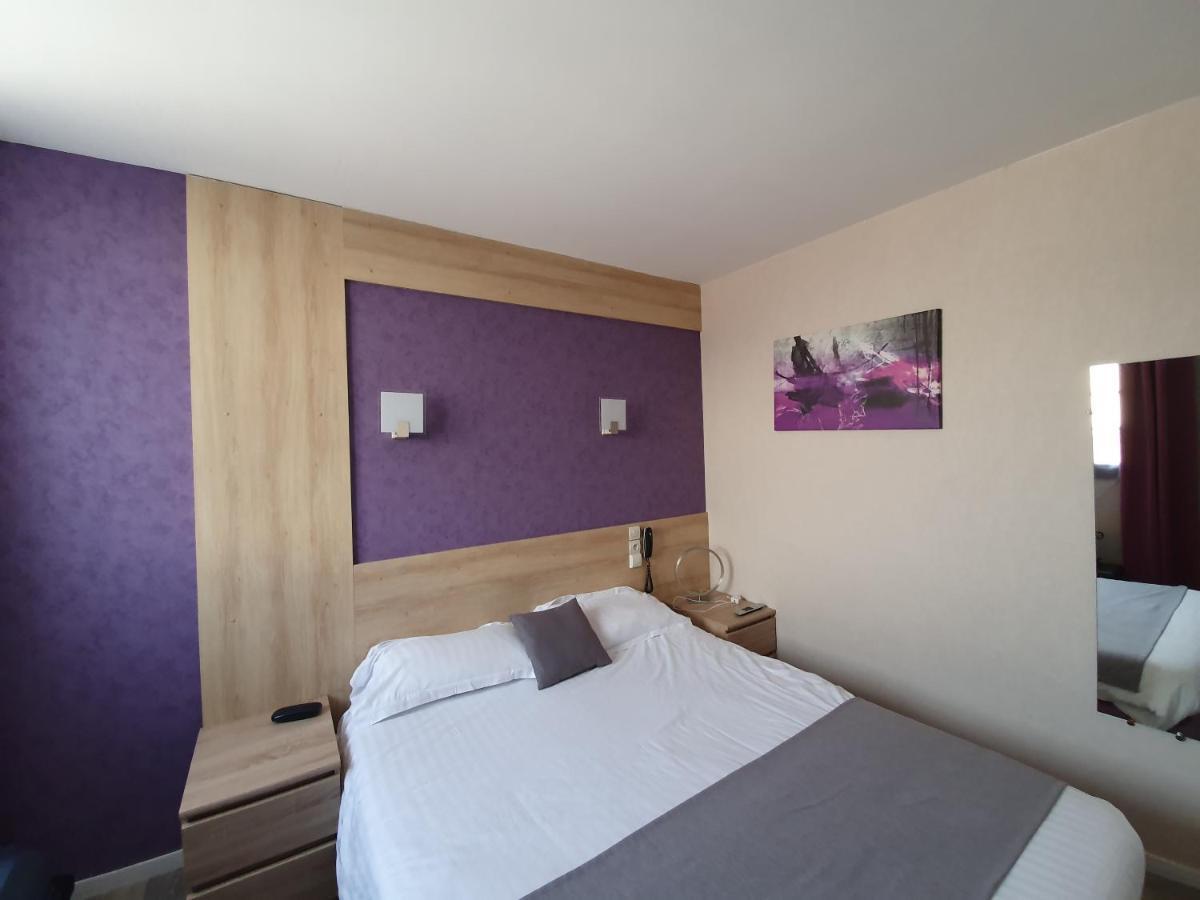 Contact Hotel Du Relais Thouars Bagian luar foto